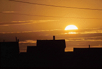 2015 house building market report and data on new build completions and starts of new home building activity in 2015 and trends in housing market in UK and house price growth in UK with forecasts of house prices in 2016 to 2019. 